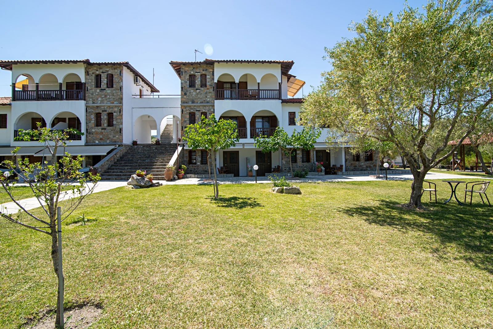 Contact us - Garden House Psarogiannis